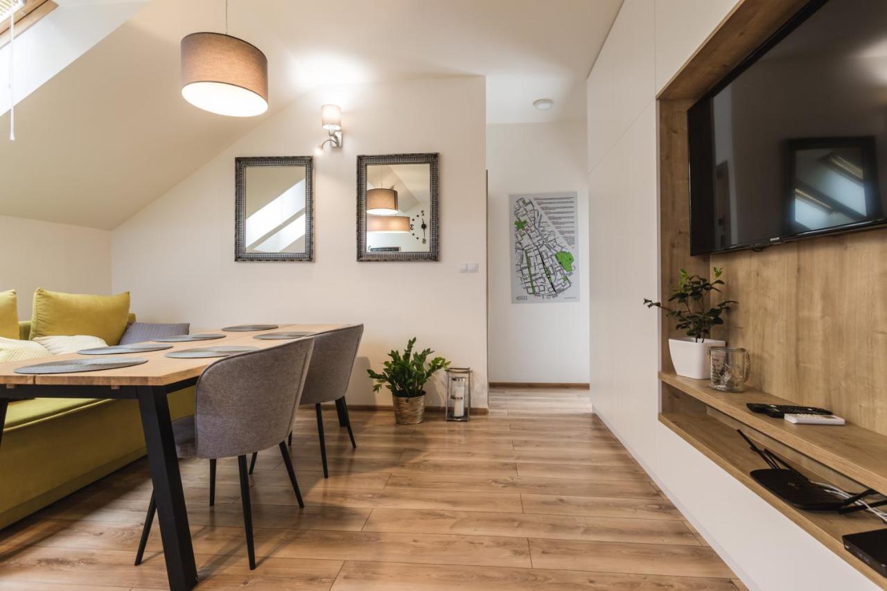 Flexihome Sk - Komenskeho - Private Parking Spot - Ultra Modern And Stylish โกชิเซ ภายนอก รูปภาพ